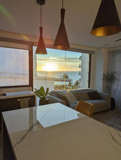 Ocean View Penthouse In P.V. Romantic Zone Пуэрто-Вальярта Экстерьер фото